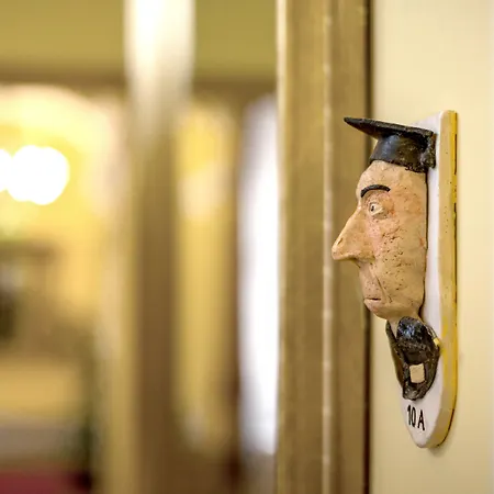 호텔 Boutique Dom - & 4*