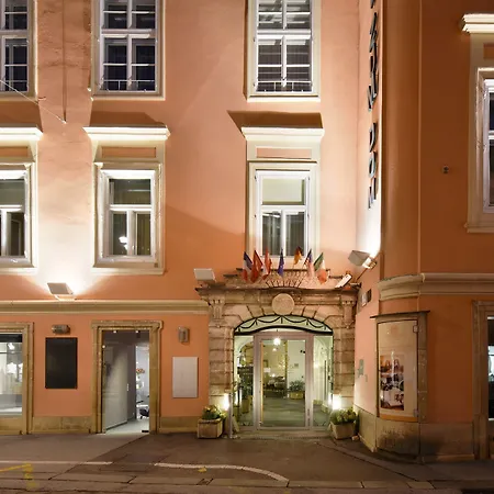 Boutique Dom - & 4* Graz