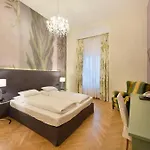 Boutique Dom - & 4* Graz