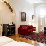 Boutique Dom - & 4* Graz