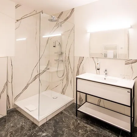 Boutique Dom - & 4* Graz