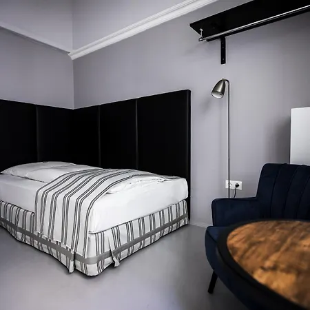 Boutique Dom - Rooms&suites Hotel