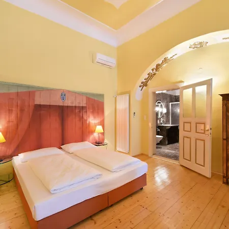 Boutique Dom - & 4* Грац