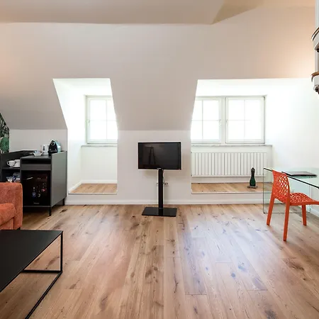 Boutique Dom - Rooms&suites 4* Graz