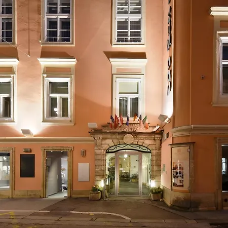 Hotel Boutique Dom - & 4*