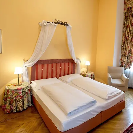 Hotel Boutique Dom - & 4*