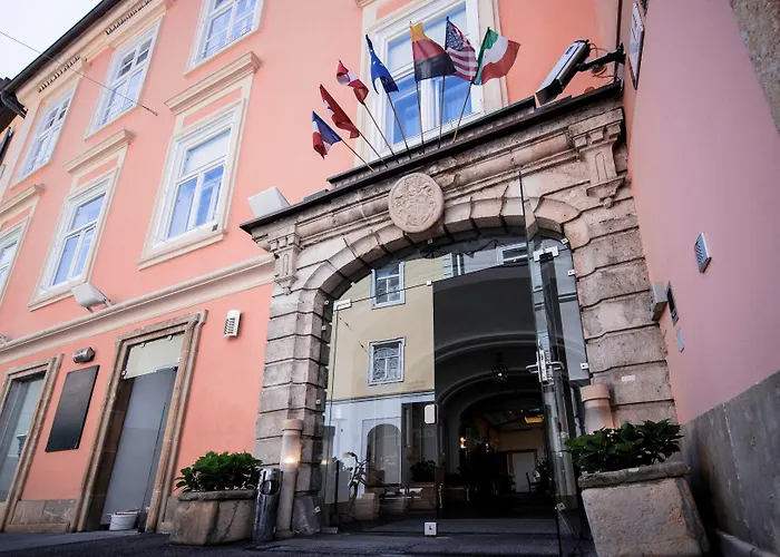 酒店 Boutique Dom - & 4*